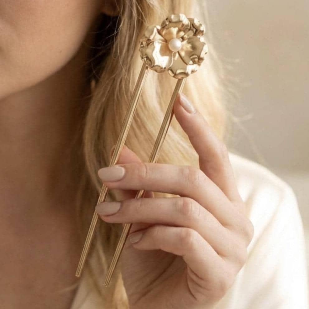 Floral Hair Pin with Pearl